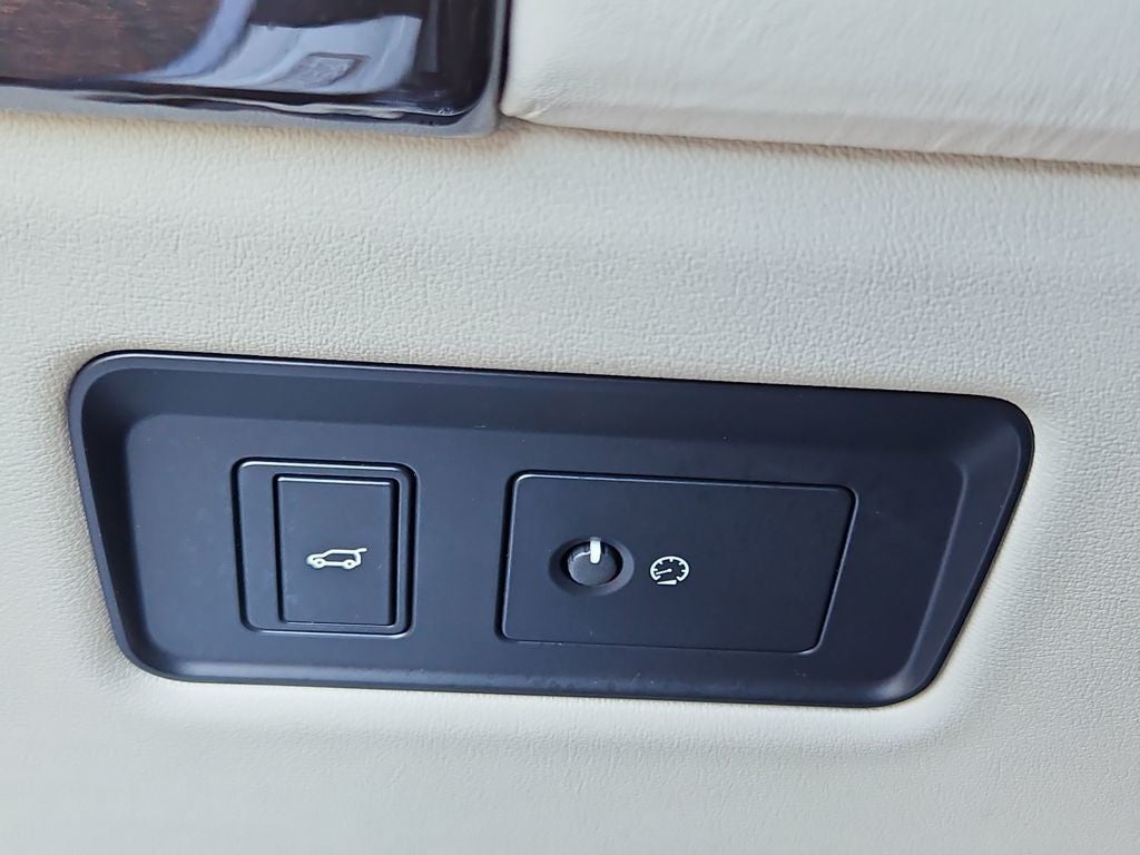 2021 Land Rover Range Rover Westminster Shadow Exterior And Driver Assist Package