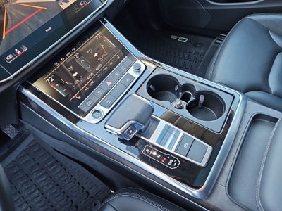 2022 Audi Q8 55 Premium quattro