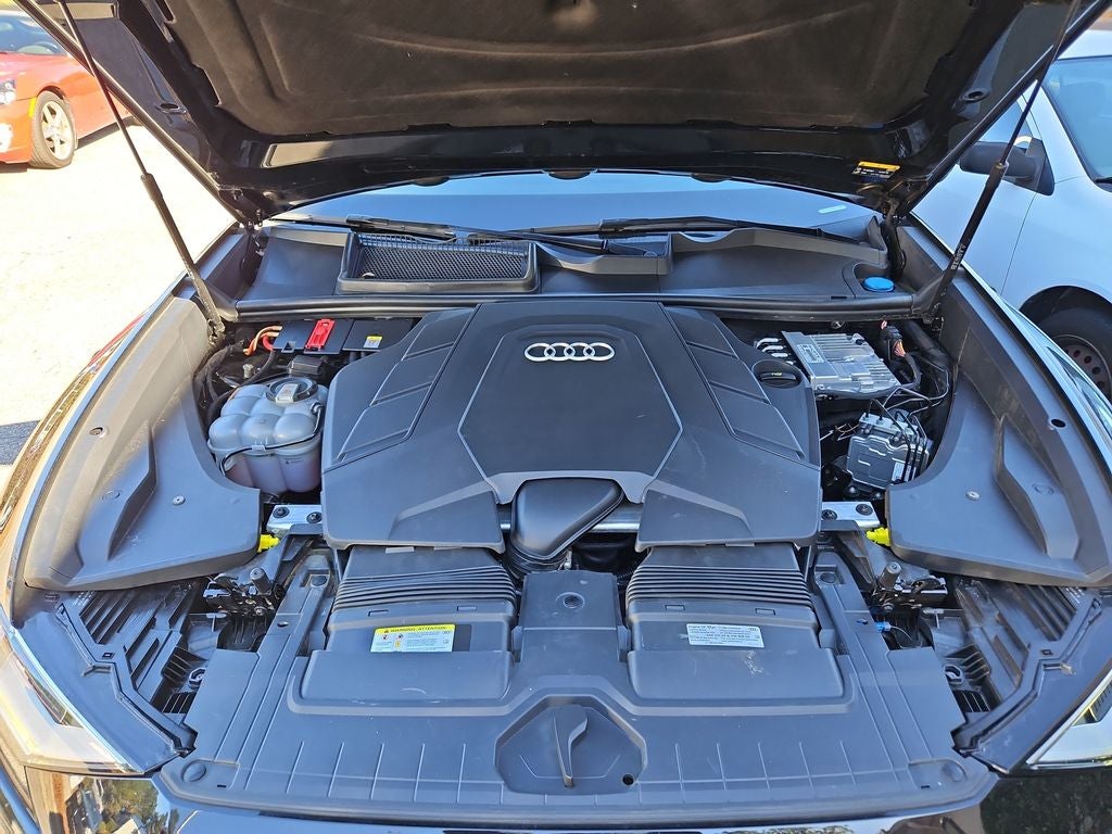 2022 Audi Q8 55 Premium quattro