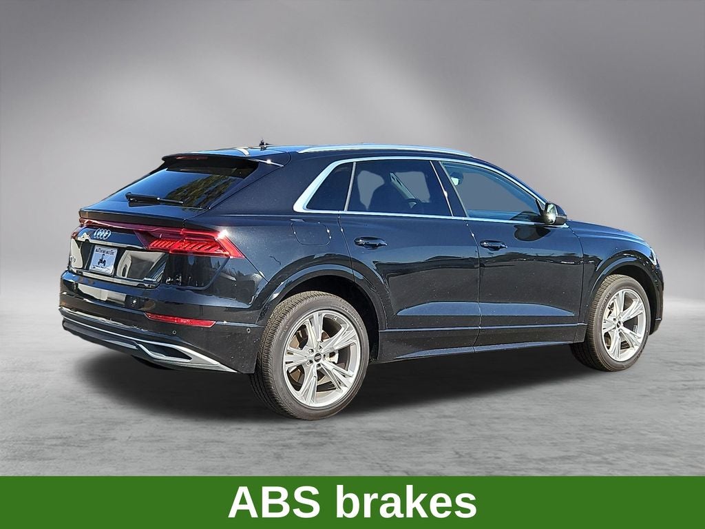 2022 Audi Q8 55 Premium quattro