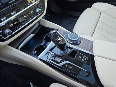 2022 BMW 5 Series 530e iPerformance