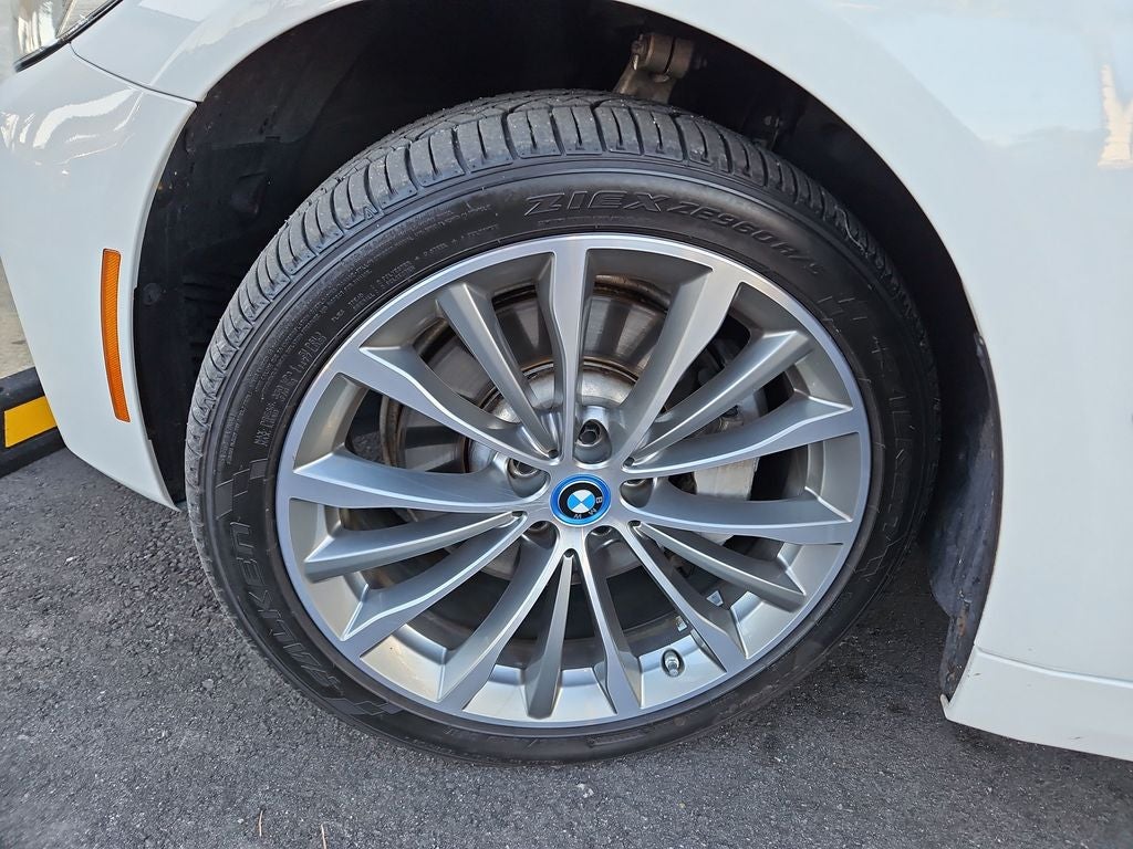 2022 BMW 5 Series 530e iPerformance