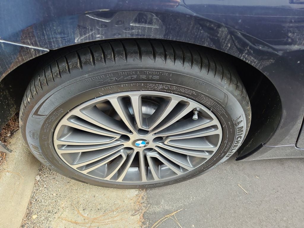 2019 BMW 5 Series 540i PREMIUM w/DRIVER AND PARKING ASSIST PLUS PACKAGE