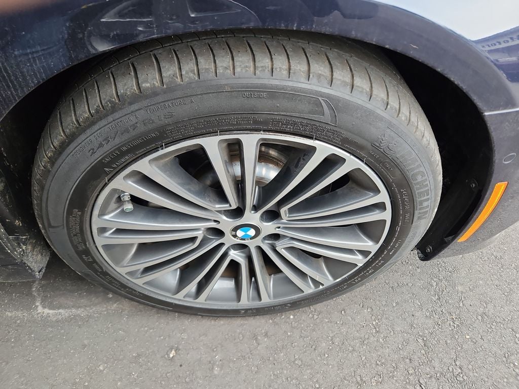 2019 BMW 5 Series 540i PREMIUM w/DRIVER AND PARKING ASSIST PLUS PACKAGE