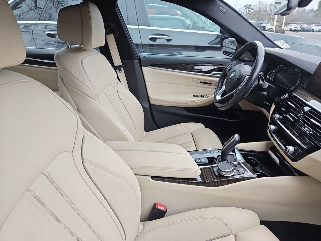 2019 BMW 5 Series 540i PREMIUM w/DRIVER AND PARKING ASSIST PLUS PACKAGE