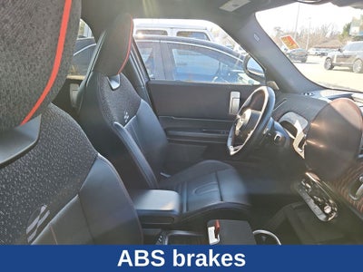 2025 MINI John Cooper Works Countryman Iconic