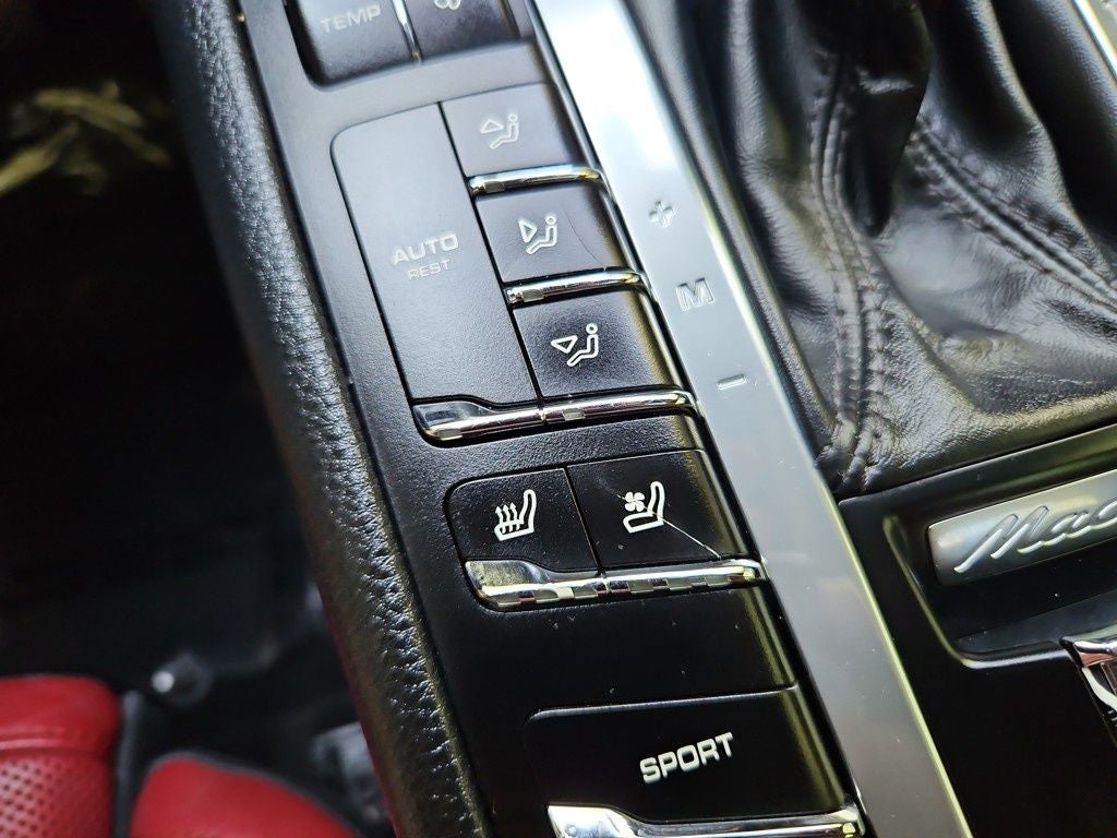 2018 Porsche Macan GTS Premium Package Plus