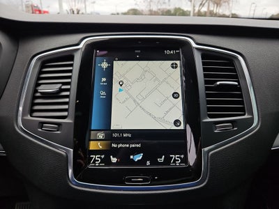 2022 Volvo XC90 T5 Momentum