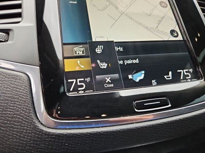 2022 Volvo XC90 T5 Momentum