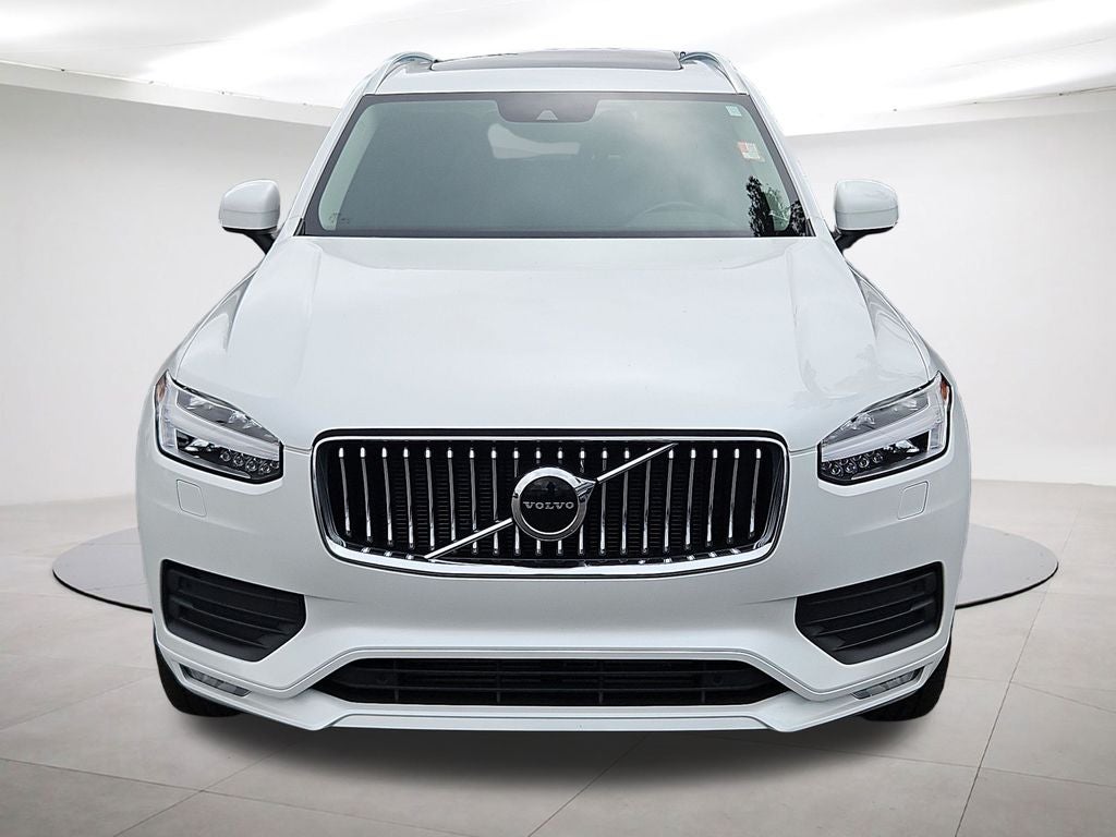 2022 Volvo XC90 T5 Momentum