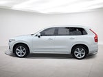 2022 Volvo XC90 T5 Momentum