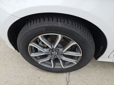 2016 Volvo XC60 T6 Drive-E Platinum