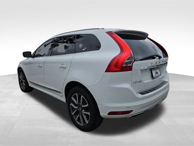 2016 Volvo XC60 T6 Drive-E Platinum