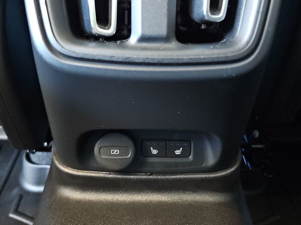 2023 Volvo C40 Recharge Pure Electric Ultimate