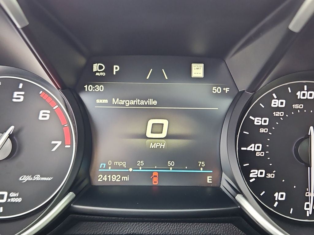 2023 Alfa Romeo Giulia Veloce w/PANO SUN ROOF 1OWNER