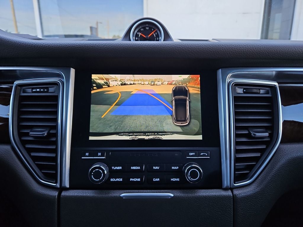 2017 Porsche Macan Base