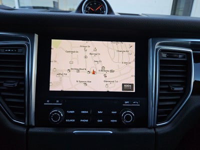 2017 Porsche Macan Base