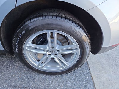 2017 Porsche Macan Base