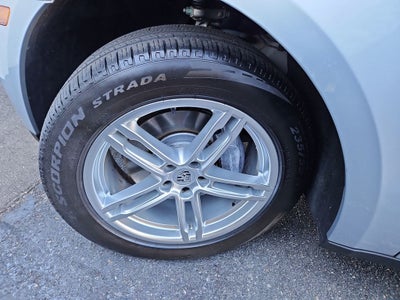 2017 Porsche Macan Base