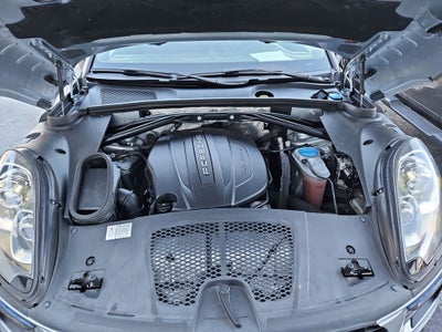 2017 Porsche Macan Base