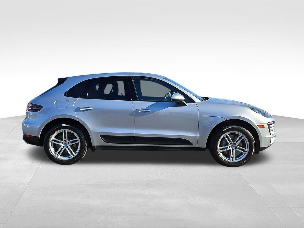 2017 Porsche Macan Base
