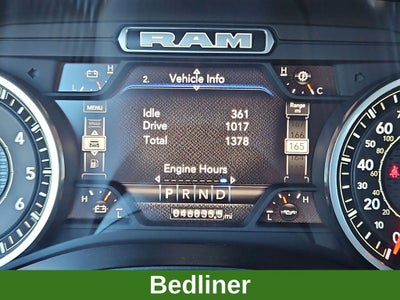 2024 RAM 1500 Laramie HEMI 5.7L 2WD Crew Cab