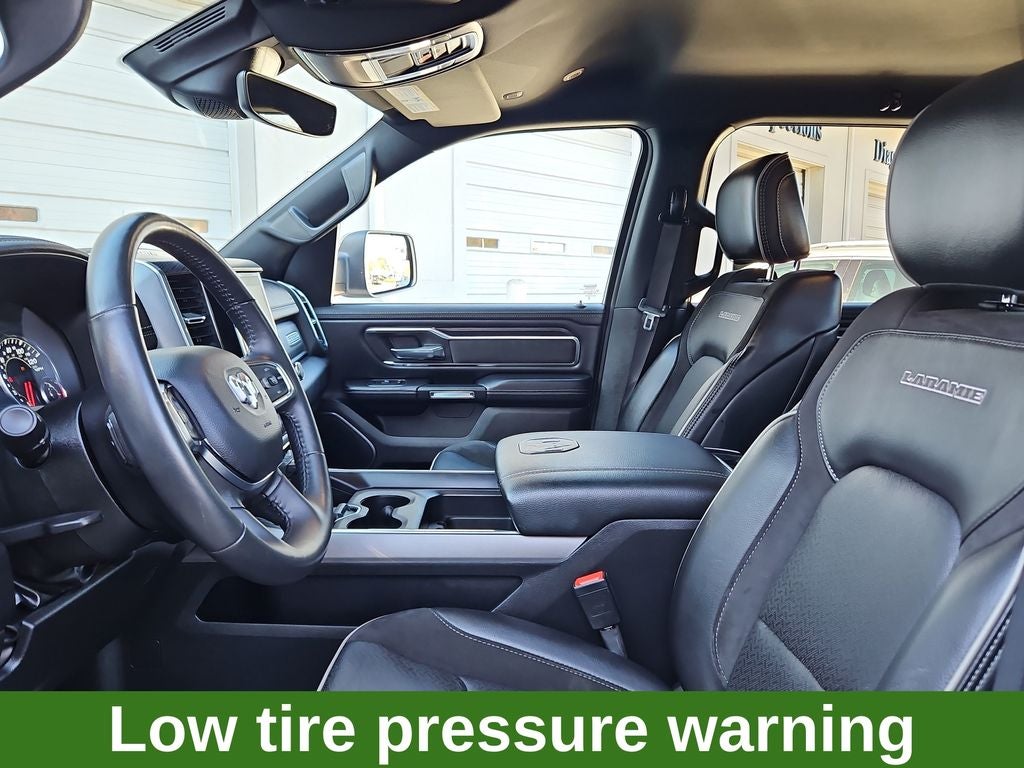 2024 RAM 1500 Laramie HEMI 5.7L 2WD Crew Cab