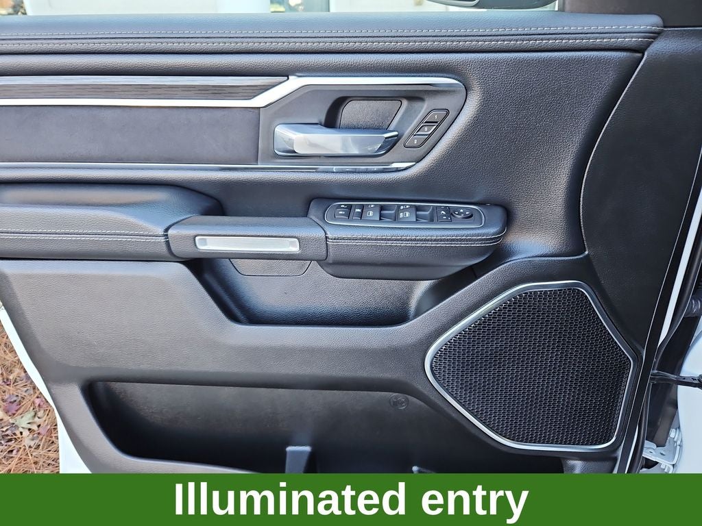 2024 RAM 1500 Laramie HEMI 5.7L 2WD Crew Cab