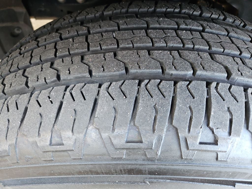 2024 RAM 1500 Laramie HEMI 5.7L 2WD Crew Cab