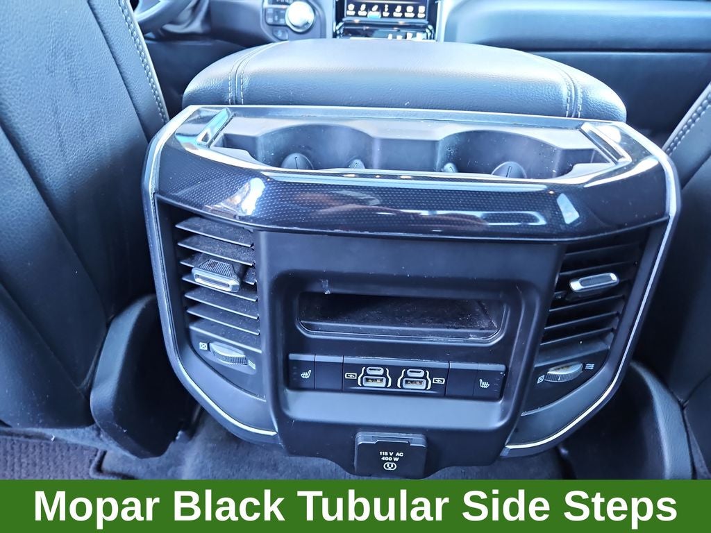 2022 RAM 1500 Laramie 4x4 Crew Cab Night Edition w/ Nav & Panor