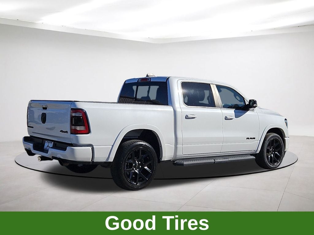 2022 RAM 1500 Laramie 4x4 Crew Cab Night Edition w/ Nav & Panor