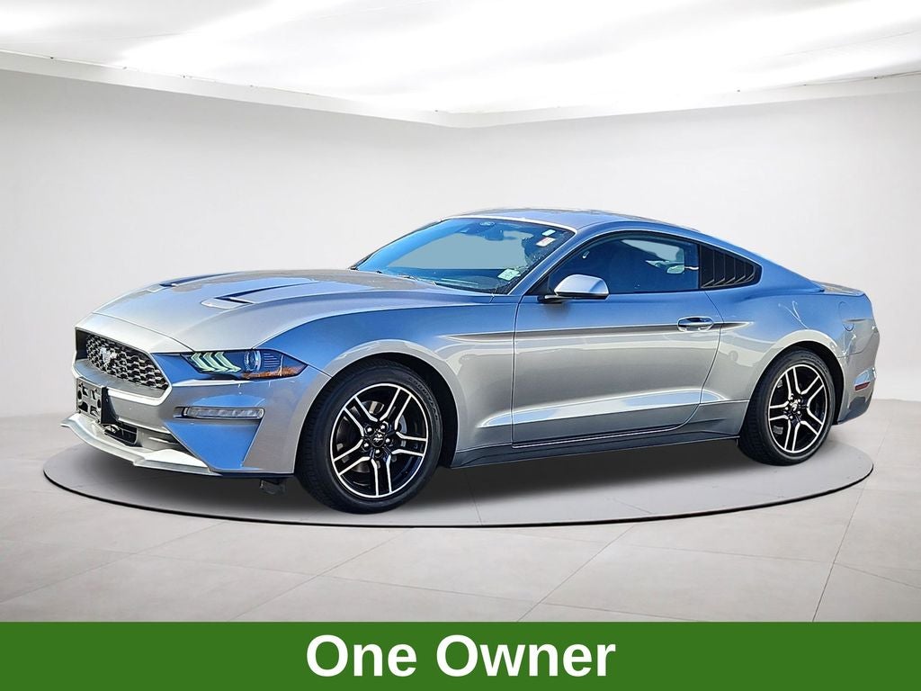 2022 Ford Mustang EcoBoost