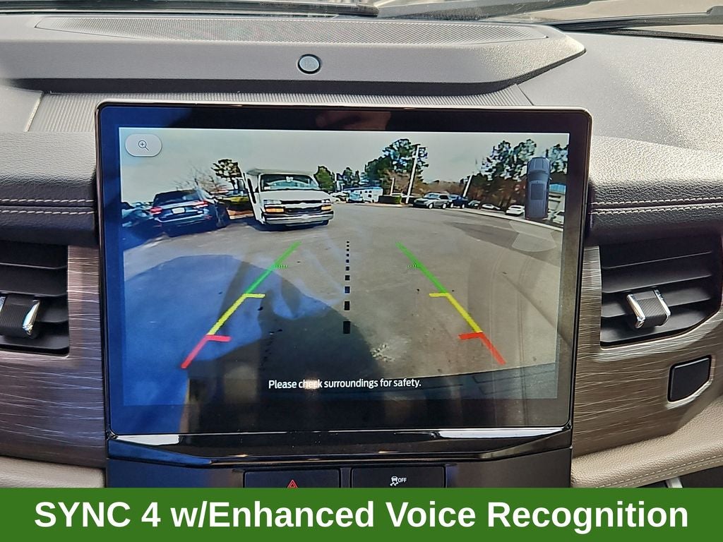 2023 Ford Expedition Limited w/ Nav, Panoramic Vista Roof & 3rd Row