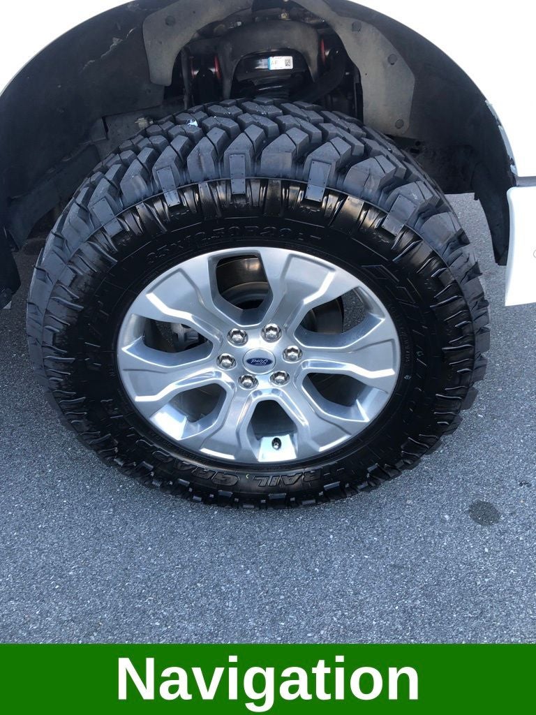 2023 Ford F-150 Platinum 4WD SuperCrew Cab FX4 Off-Road Pkg. w/ Na