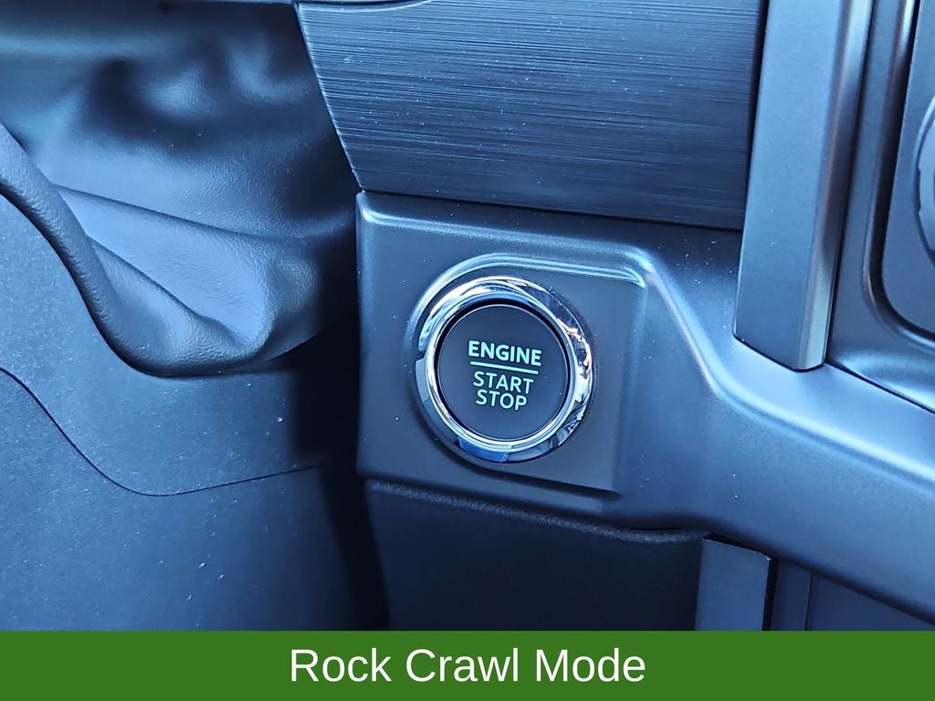 2024 Ford F-150 XLT 4WD SuperCrew FX4 5.0L w/ Black Appearance Pkg