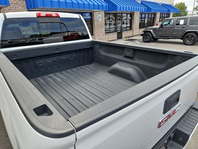 2016 GMC Sierra 2500HD Denali 4WD Crew Cab 6.6L Turbo Diesel w/ Duramax