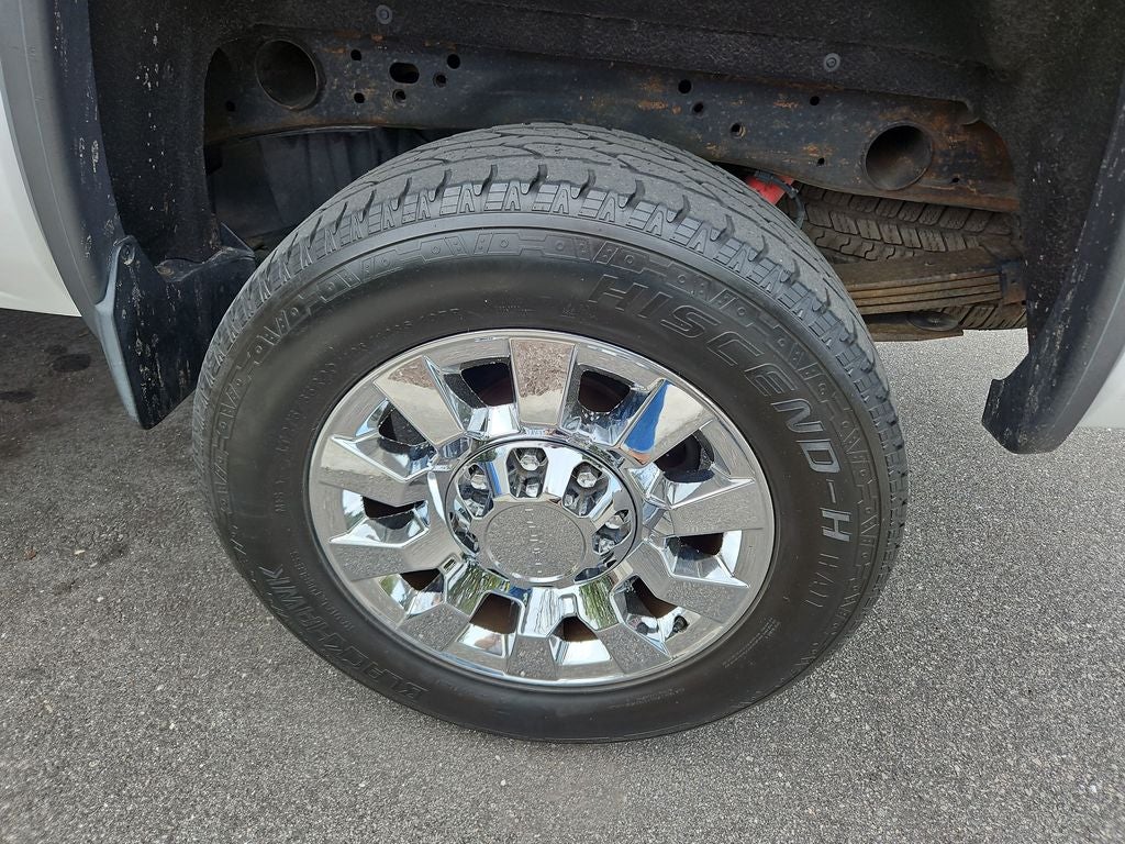 2016 GMC Sierra 2500HD Denali 4WD Crew Cab 6.6L Turbo Diesel w/ Duramax