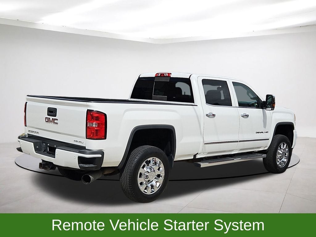 2016 GMC Sierra 2500HD Denali 4WD Crew Cab 6.6L Turbo Diesel w/ Duramax