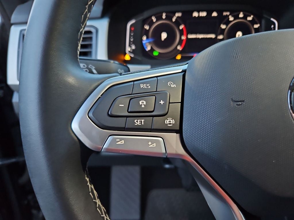 2022 Volkswagen Atlas Cross Sport 3.6L V6 SE w/Technology