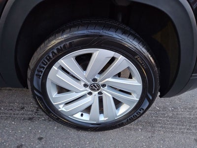 2022 Volkswagen Atlas Cross Sport 3.6L V6 SE w/Technology