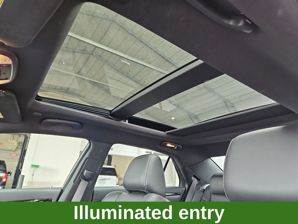 2023 Chrysler 300 S w/ Nav & Panoramic Sunroof