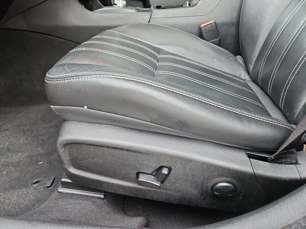 2023 Chrysler 300 S w/ Nav & Panoramic Sunroof