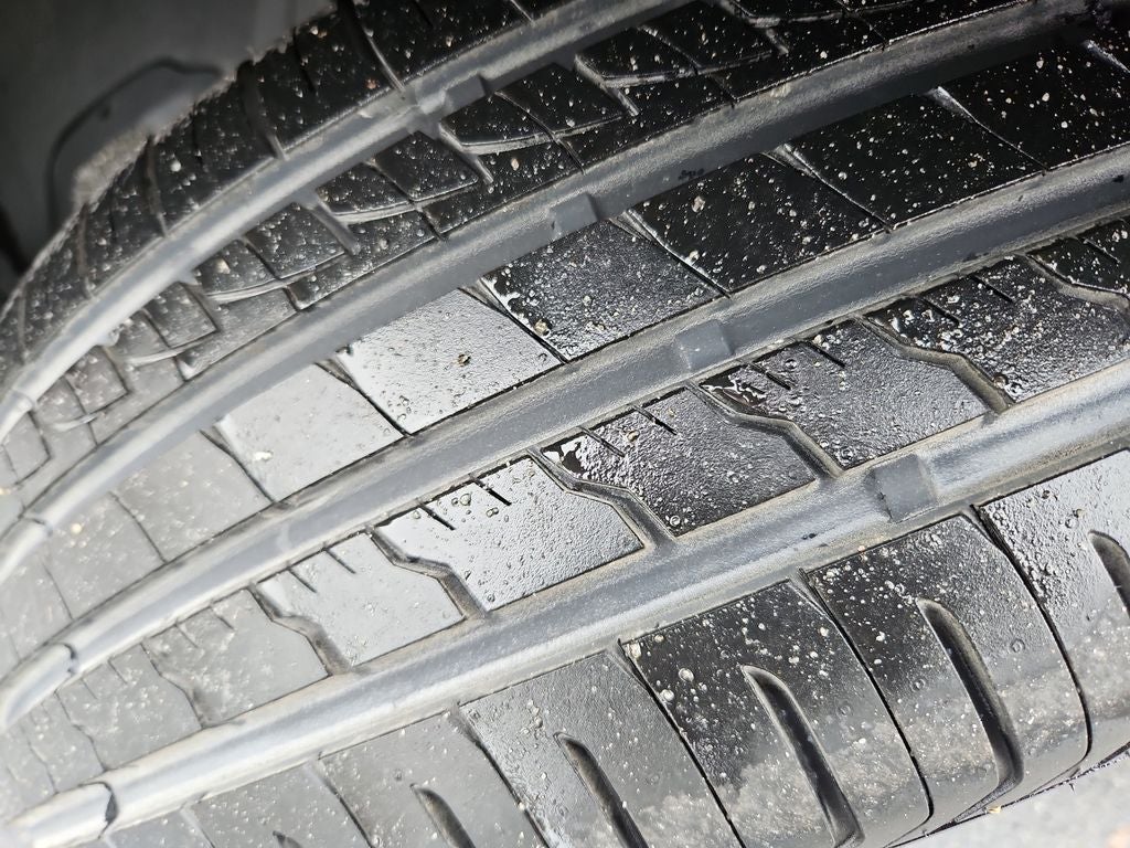 2023 Chrysler 300 S w/ Nav & Panoramic Sunroof