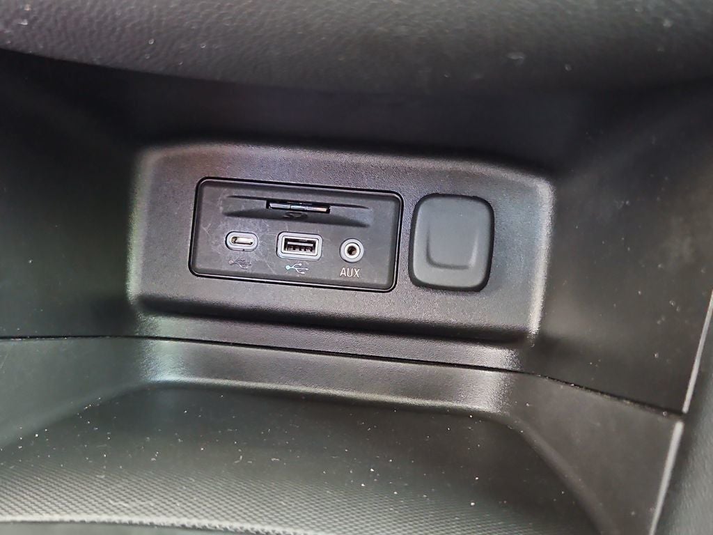 2022 Chevrolet Equinox RS AWD w/ Nav & Sunroof