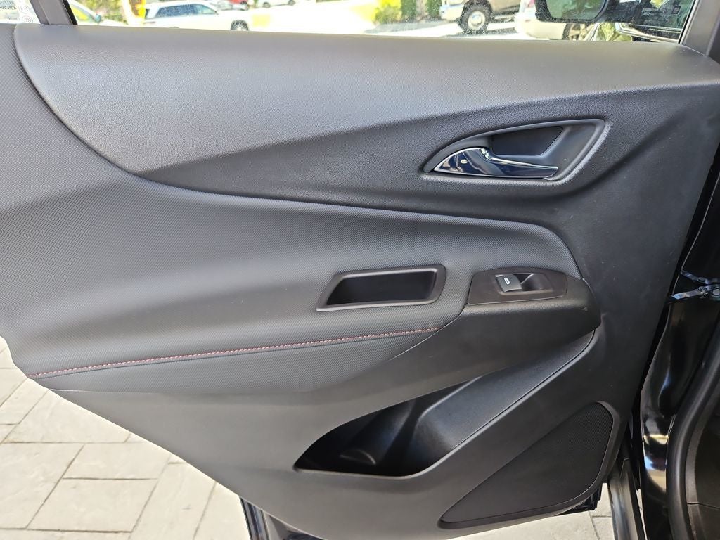 2022 Chevrolet Equinox RS AWD w/ Nav & Sunroof