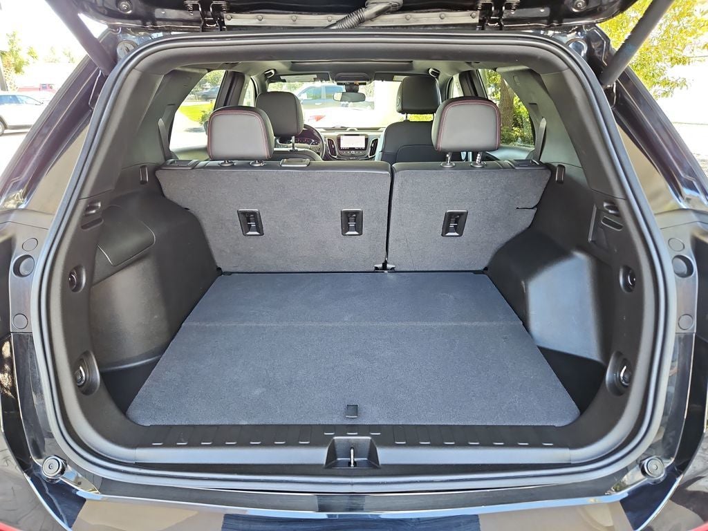 2022 Chevrolet Equinox RS AWD w/ Nav & Sunroof