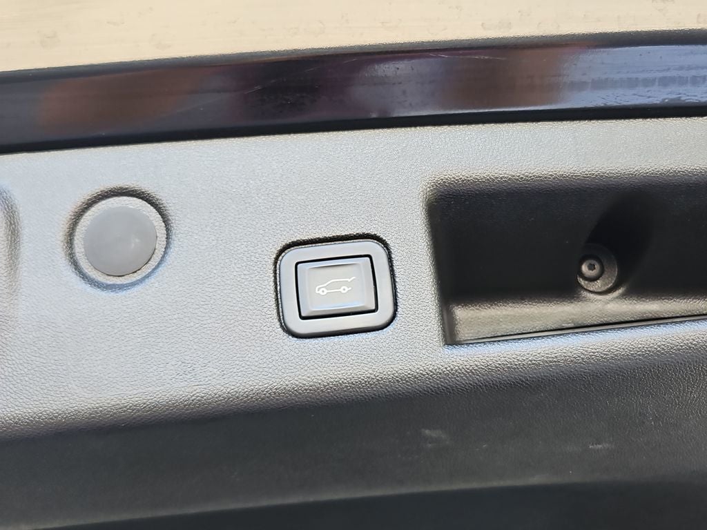 2022 Chevrolet Equinox RS AWD w/ Nav & Sunroof