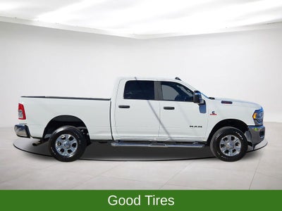 2024 RAM 2500 BIG HORN Crew Cab 4x4 Cummins 6.7L I6 Turbodiesel Crew Cab 4WD 6.7L Turbodiesel