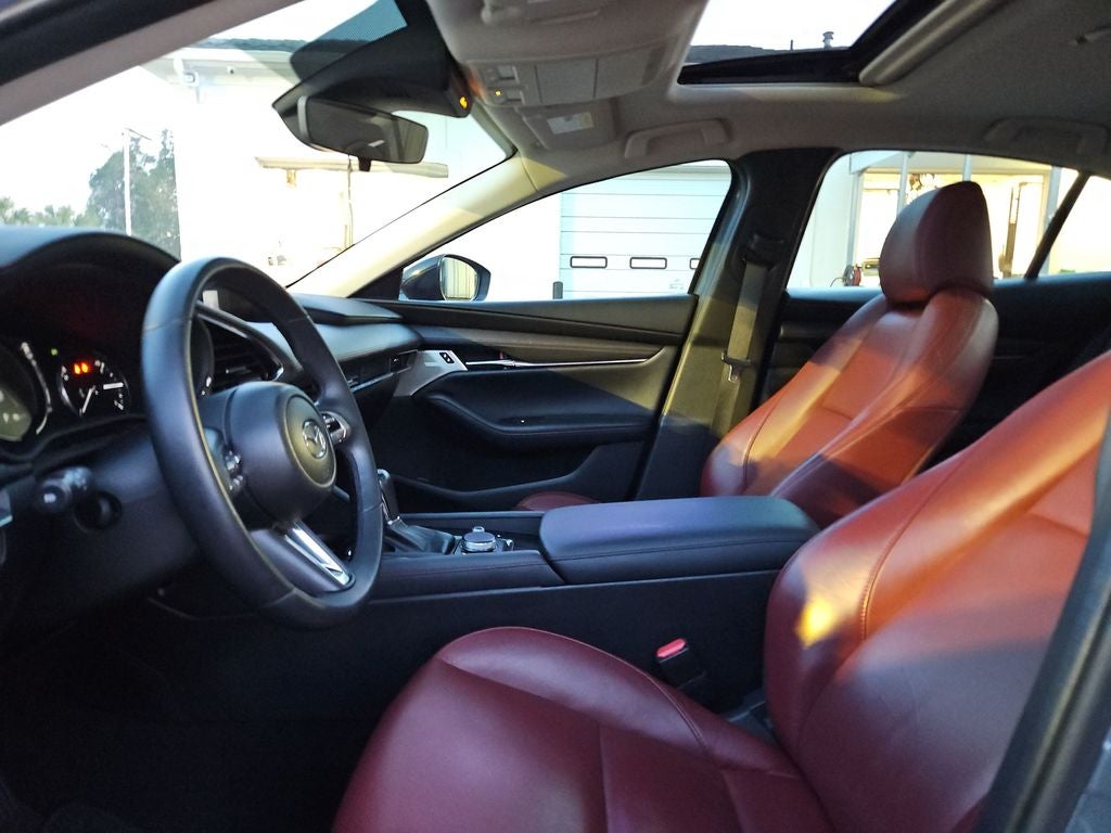 2022 Mazda Mazda3 Carbon Edition