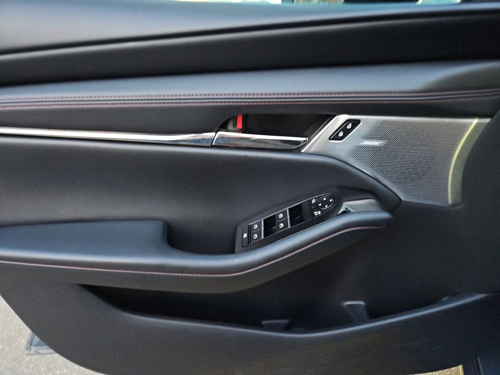 2022 Mazda Mazda3 Carbon Edition